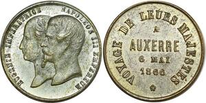 O8216 Médaille Eugénie Napoléon III Empereur Visite Majestés Auxerre 1866