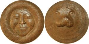 Q0461 Very Scare Medal North America Inout people Seal Phoque 11cm AU