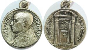 Q8305 Medal Vatican Papal States Pope Pius XII Anno Sanctus 1950 Silvered
