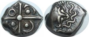 R2512 Rare Gauloise Drachme Tolosates Toulouse Tête Négroïde 1th BC Argent SUP