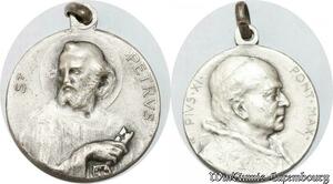 S9247 Médaille Papal Vatican Pius Pie X Pont Max S. Petrvs Silvered